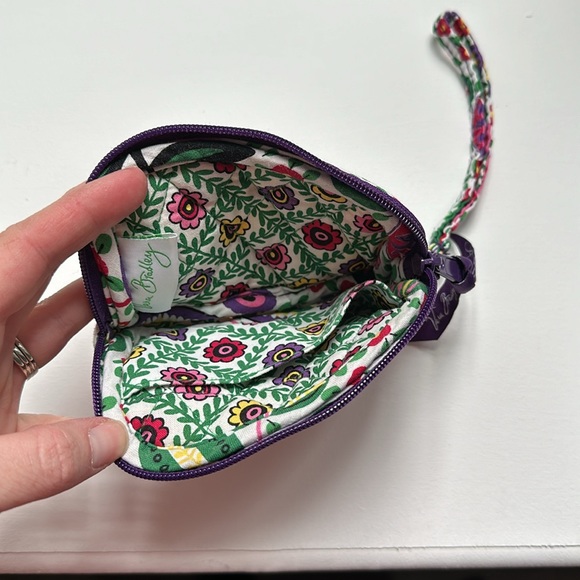 Vera Bradley wristlet pouch - Picture 2 of 3